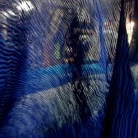 Mousseline plissee magma bleu outremer 1