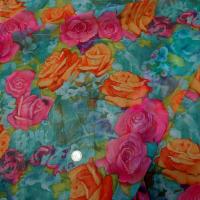 Mousseline polyester motif fleurs acidulees 4