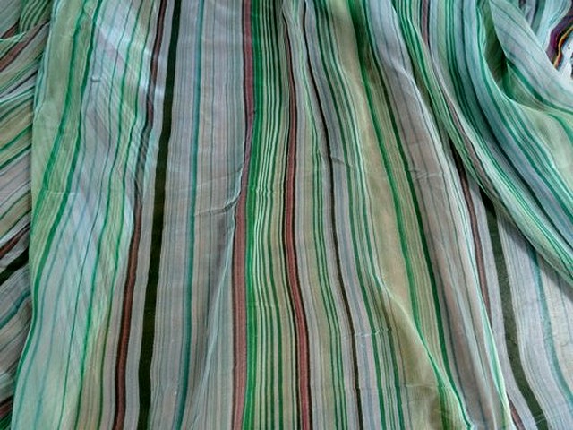 Mousseline soie raye menthe 02
