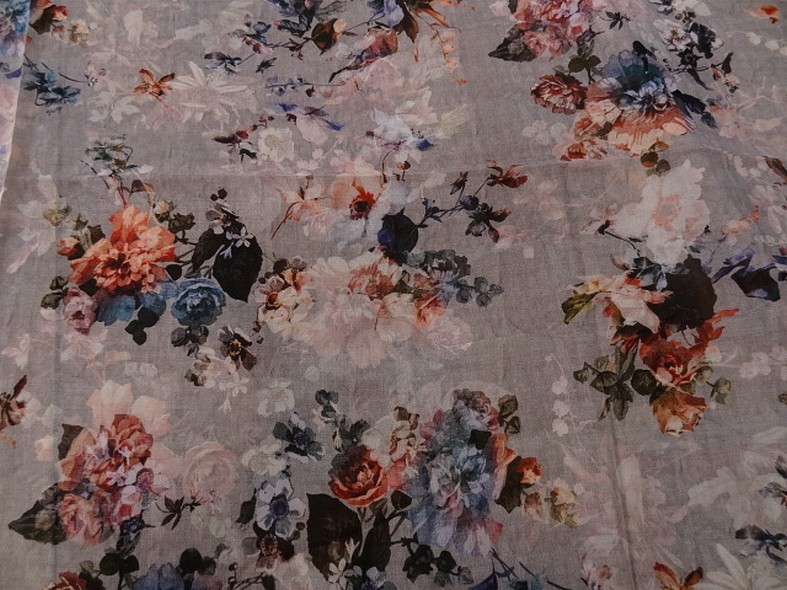 Mousseline vieux rose fleurie 1