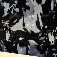 Mousseline viscose et soie motif abstrait noir blanc 1 