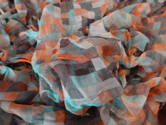 Mousseline de soie pixels bleu orange 03