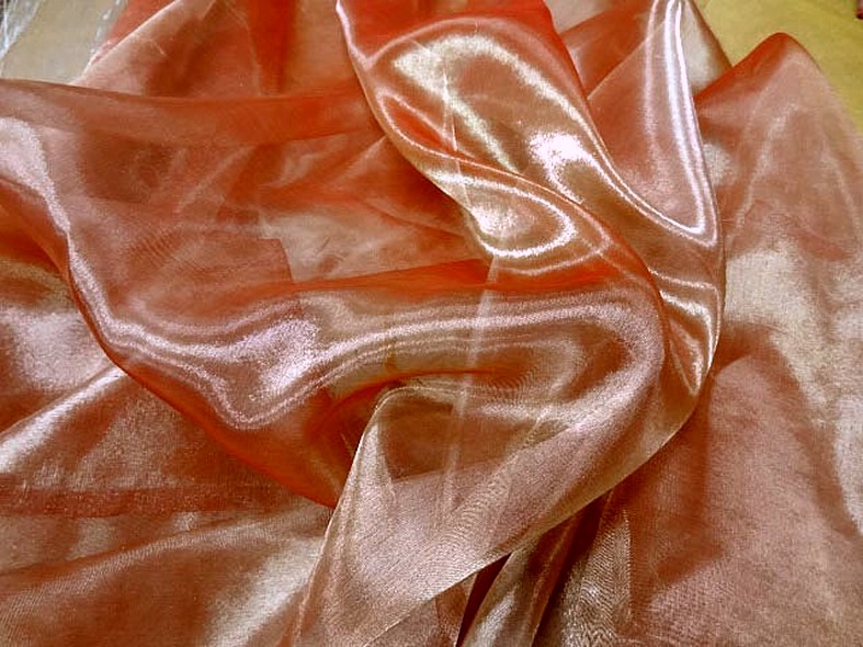 Organza acetate soie or rouge 3 1