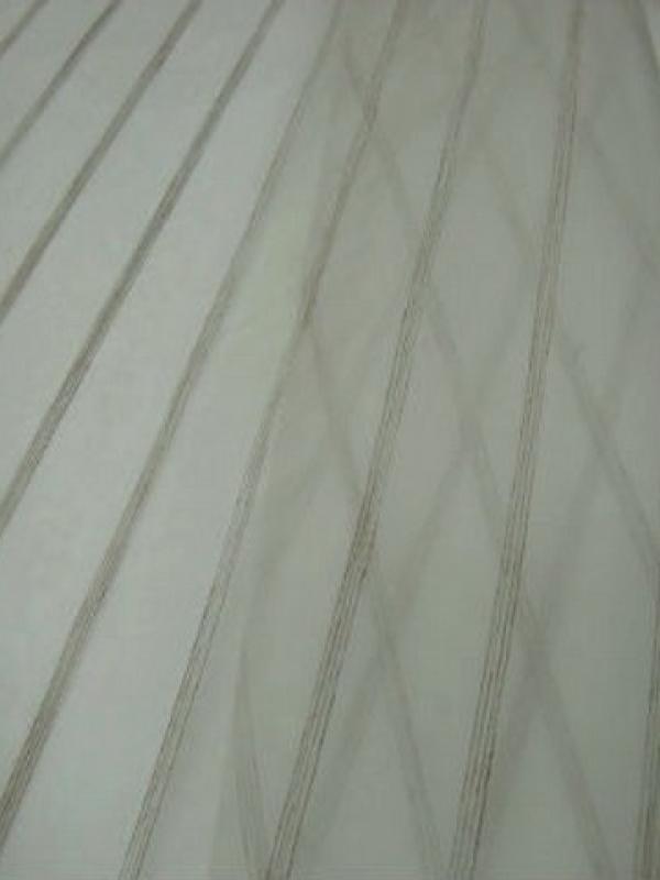 Organza blanc brode raye fil lin 1 