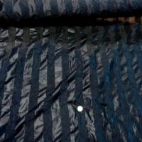 Organza bleu canard faconne bandes froisse permanent 1