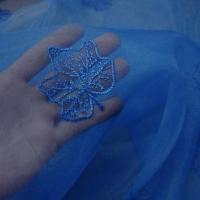 Organza bleu electrique surbrode feuillage 1