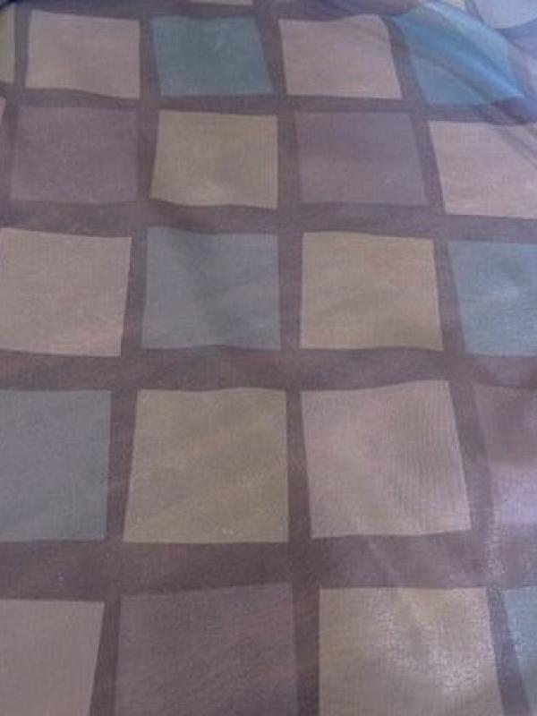 Organza bleu mauve nacre carreaux de guingois 01 1