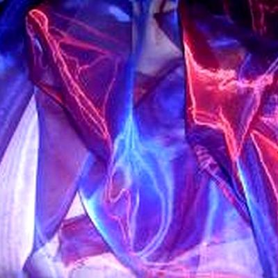 Organza bleu reflets rouge1