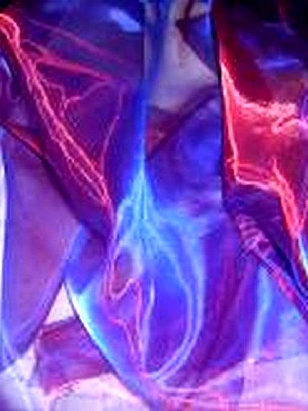 Organza bleu reflets rouge1