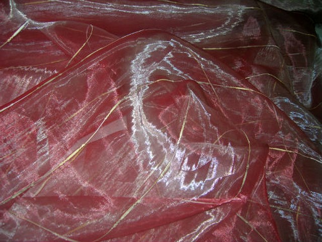 Organza corail et blanc raye chenille 2
