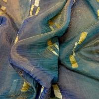 Organza degrade de bleus et chainette doree 2