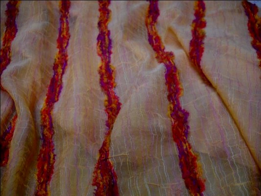 Organza froisse permanent saumon avec galon 1