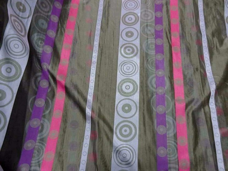 Organza gris frises rose mauve 3