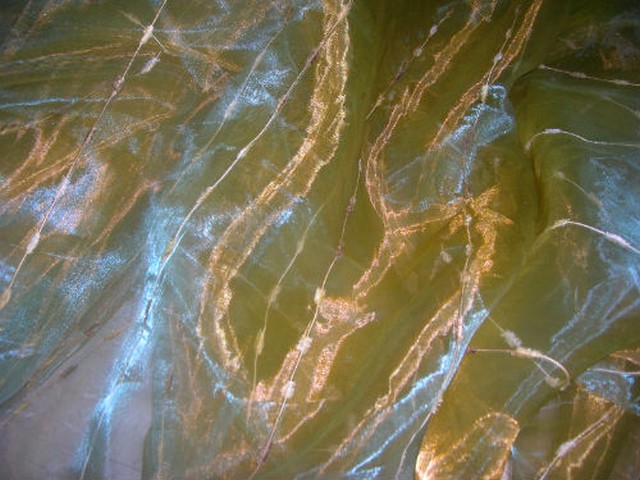 Organza jaune or et turquoise raye chenille 1