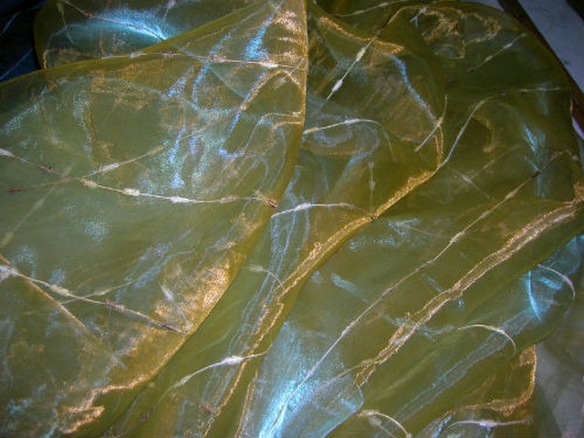 Organza jaune or et turquoise raye chenille 2