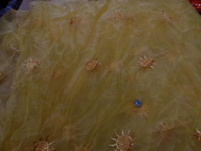 Organza jaune safran surbrode soleil 2