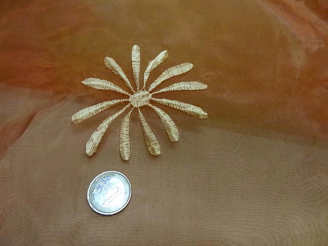 Organza jus d orange sanguine paquerette brodee or 4