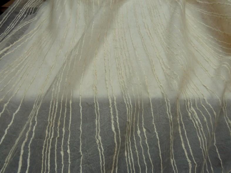 Organza plombe nacre teinte creme 2