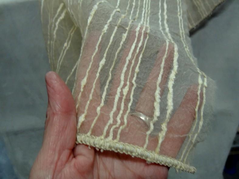 Organza plombe nacre teinte creme 3