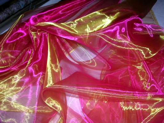 Organza rose jaune changeant 3