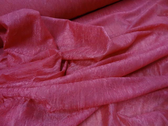 Organza souple rose froisse et plisse permanent 2