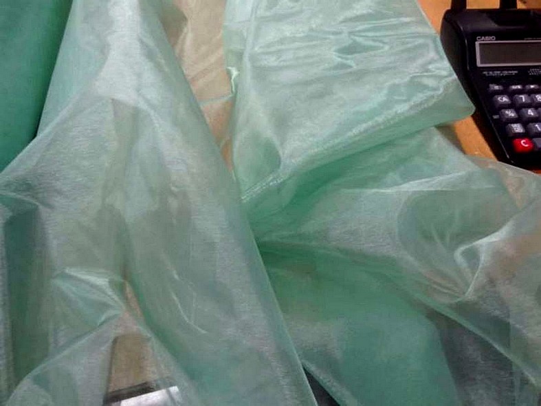 Organza vert menthe glaciale 2