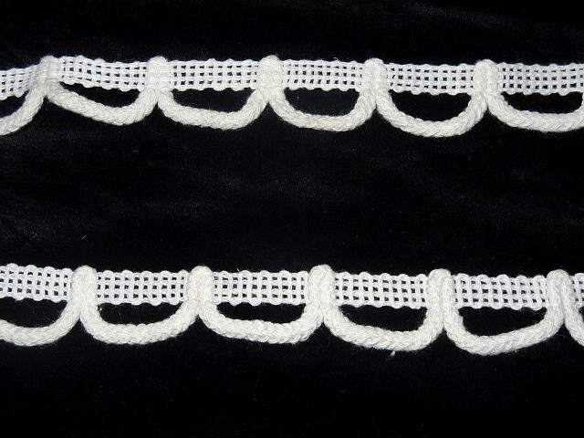 Passe ruban corde blanc casse 2