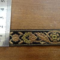 Passementerie cesar noir rose poudre et or 2