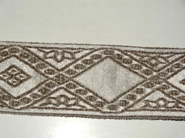 Passementerie epaisse losange grege taupe 3