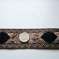 Passementerie frise de cachemire beige or noir 2