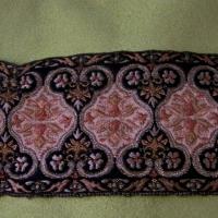 Passementerie soie noire fils vieil or 1