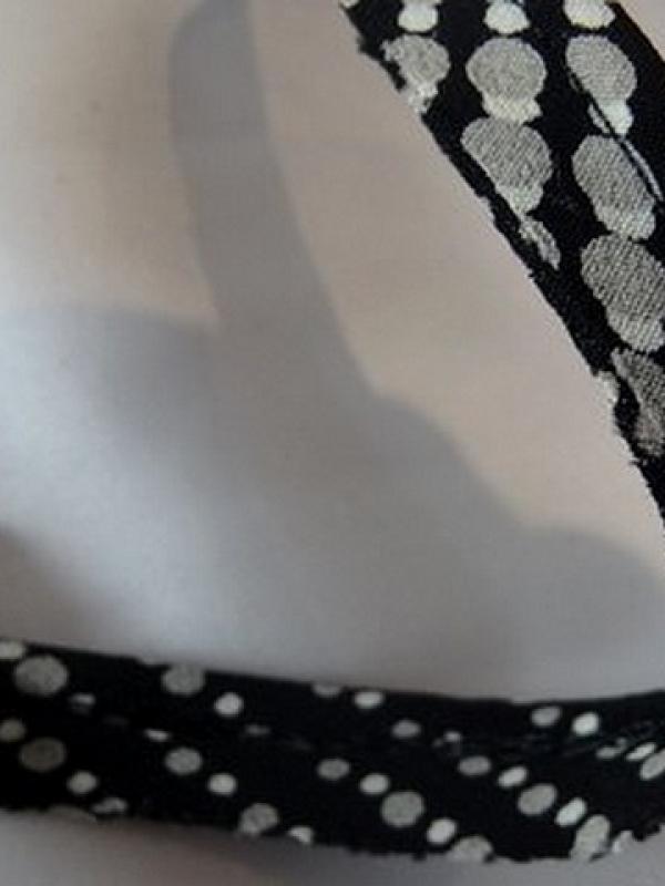 Passepoil noir imprime pois gris 3 