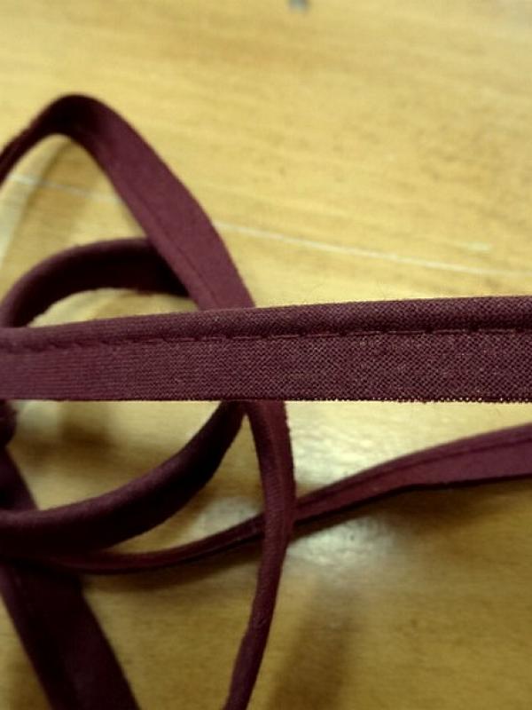 Passepoil tout textiles rouge bourgogne 3 mm 2 