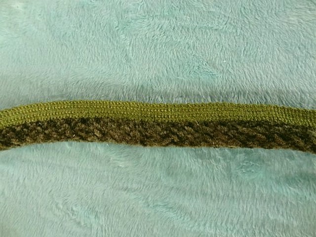 passepoil kaki pour finition coussin couture