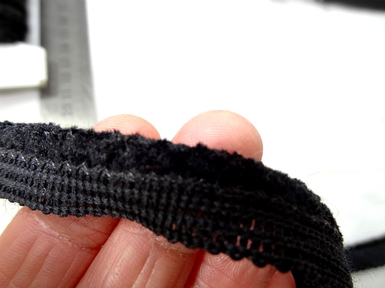 Passepoil velours noir 3