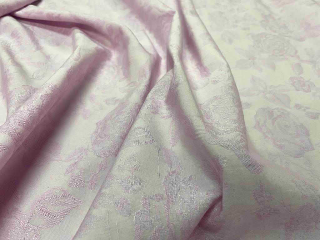 Pique de coton damasse rose glycine fleuri 7