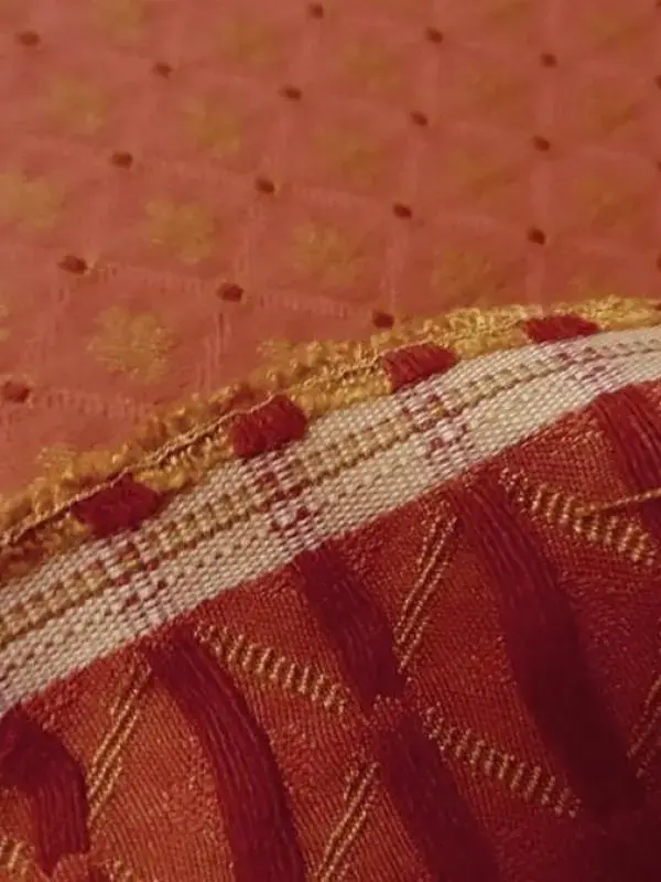 photo d'un tissu en Piqué de coton jacquard corail recto et verso