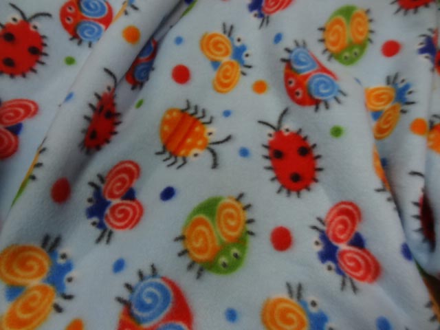 Polaire doudou bleu imprime enfant0