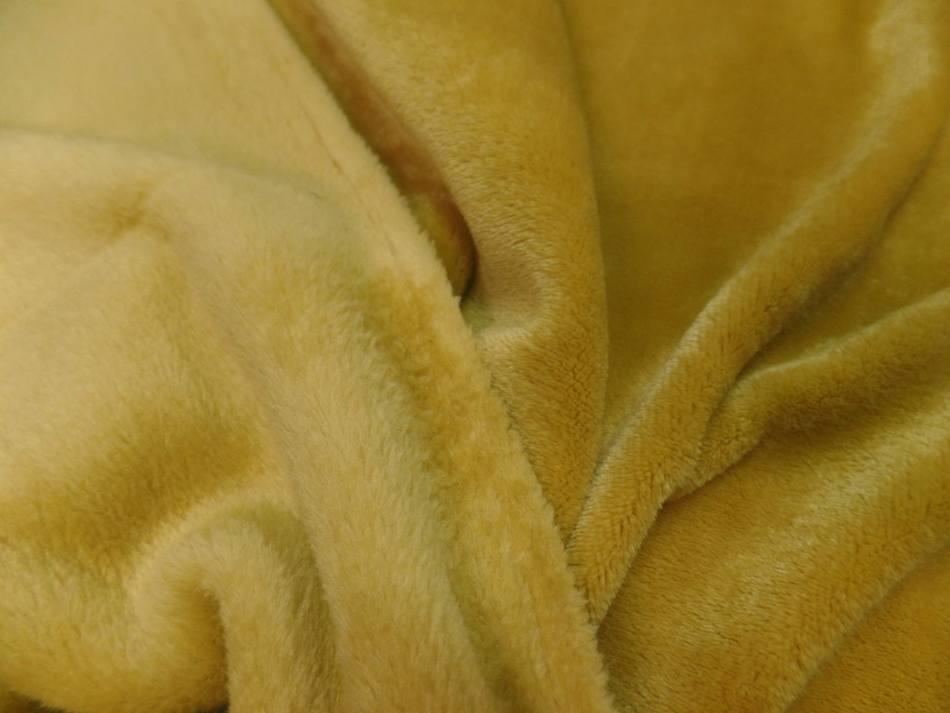 Polaire doudou teinte dore