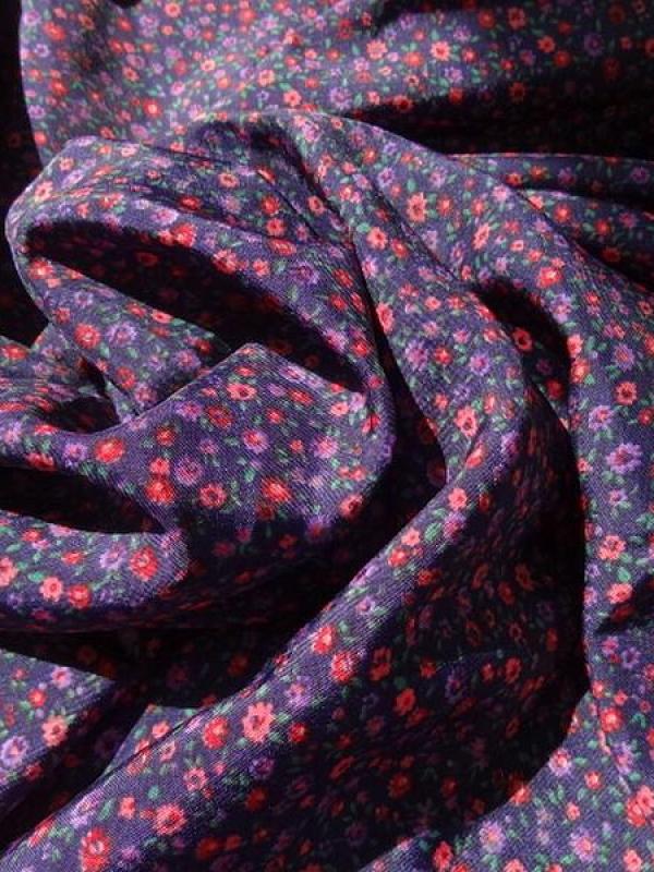 Polyester acetate violet fleuri 4 