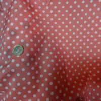 Polyester fin satine rose capucine pois blancs 3 