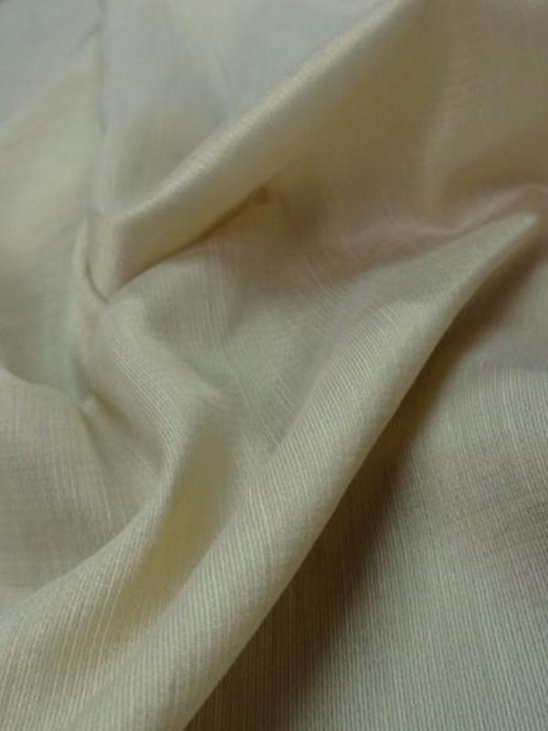 Polyester jaune beurre raide 1 