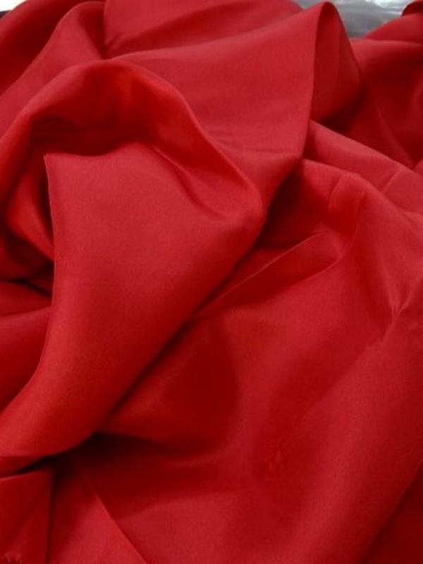 Ponge de soie rouge cardinal 2