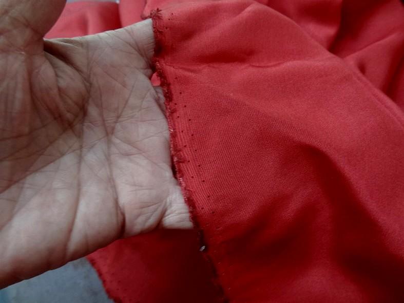 Ponge de soie rouge cardinal 3
