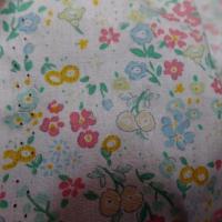 Popeline coton blanc fleurs acidulees 3 