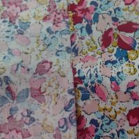 popeline coton blanche imprimé liberty fleurs bordeaux ,bleu ,jaune