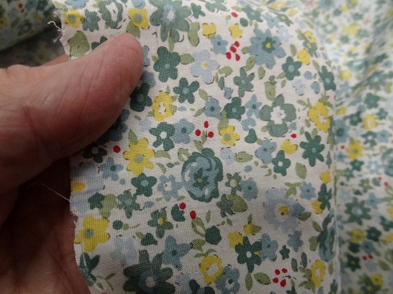 Popeline coton fleuri vert de gris et jaune 5 