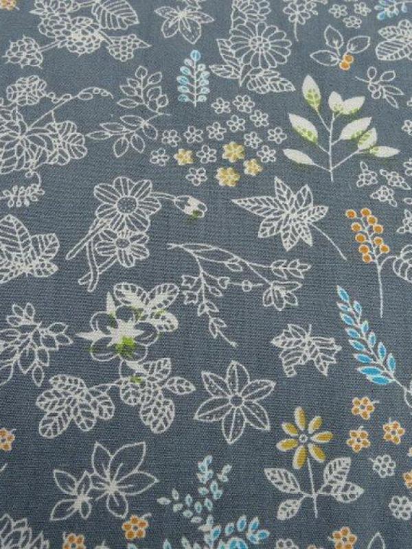 Popeline coton fond gris fleurs squelettes 2 