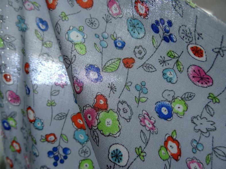 Popeline coton fond gris perle fleurs pretty 5