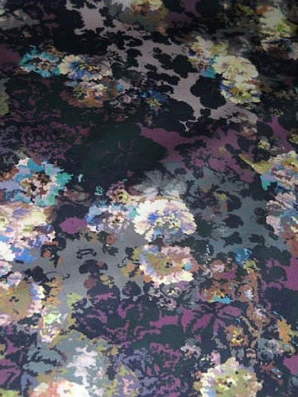 bengaline coton lycra noir prune motif oeillets 1